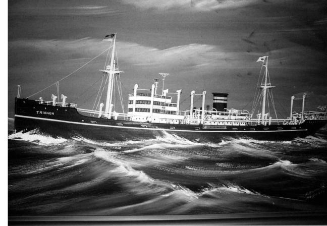 M/S ”Trianon”, tilhørende Wilh. Wilhelmsen rederi, der jeg var dekksgutt høsten 1956, vår 1957. Etter et maleri. 